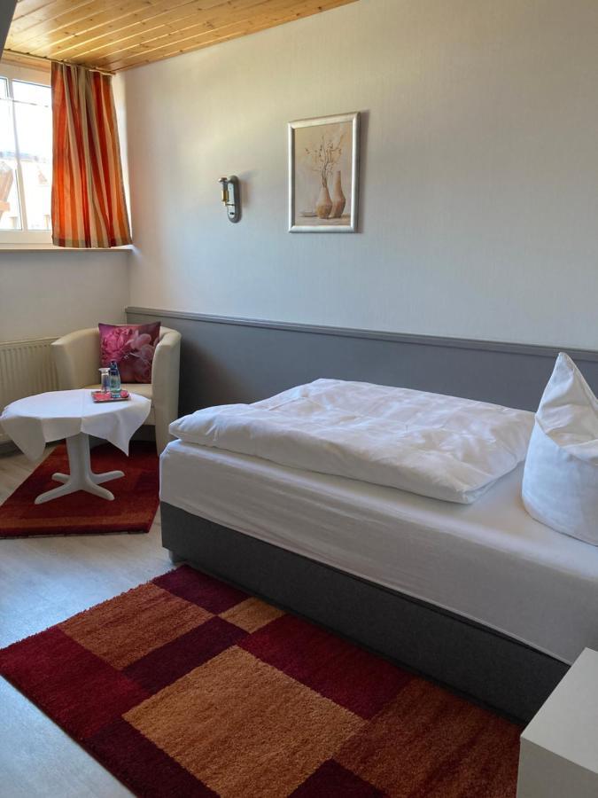 Hotel Landgasthof Kranz Huefingen ภายนอก รูปภาพ