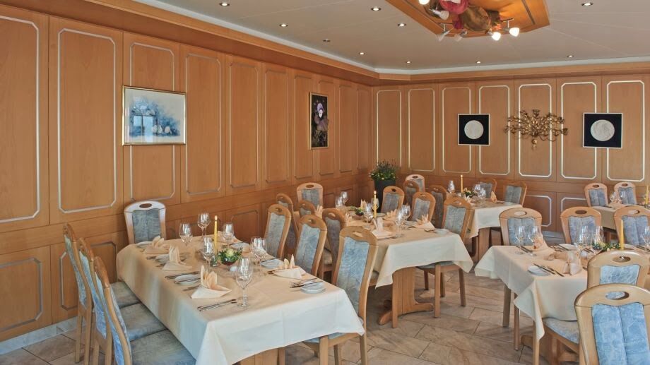 Hotel Landgasthof Kranz Huefingen ภายนอก รูปภาพ
